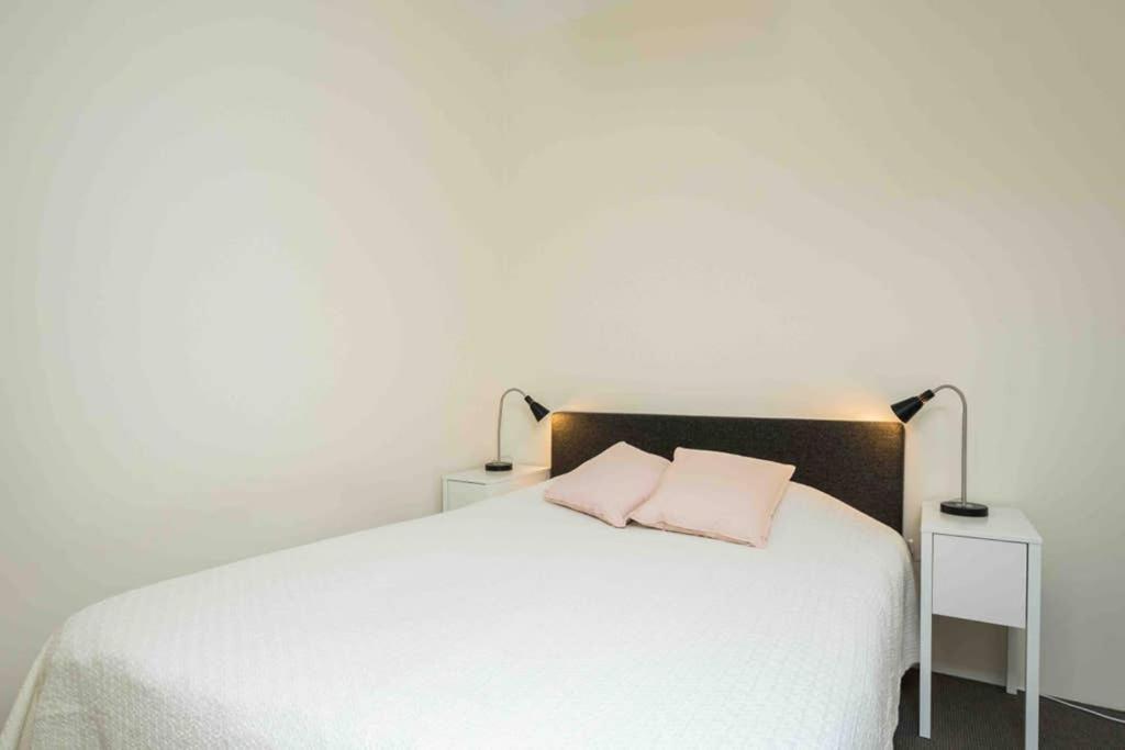 Best Location, Beautiful And Quiet Old Town Apt. Tallinn Exterior foto