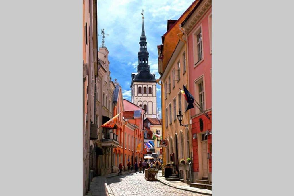 Best Location, Beautiful And Quiet Old Town Apt. Tallinn Exterior foto