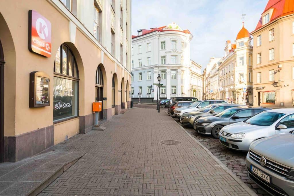Best Location, Beautiful And Quiet Old Town Apt. Tallinn Exterior foto